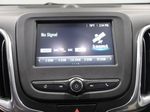 Used 2018 Chevrolet Equinox LT AWD/4WD image 23