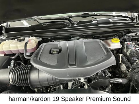 Used 2025 RAM 1500 Laramie AWD/4WD image 21
