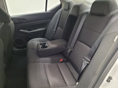 Used 2023 Nissan Altima 2.5 SV FWD image 18