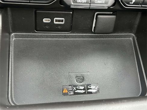 Certified 2022 Chevrolet Tahoe RST w/ Sport Performance Package image 32