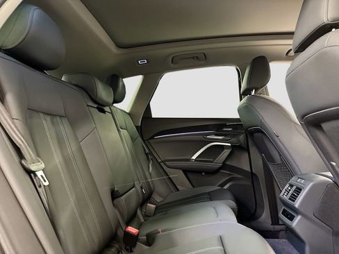 New 2025 Audi Q5 2.0T Premium Plus image 16