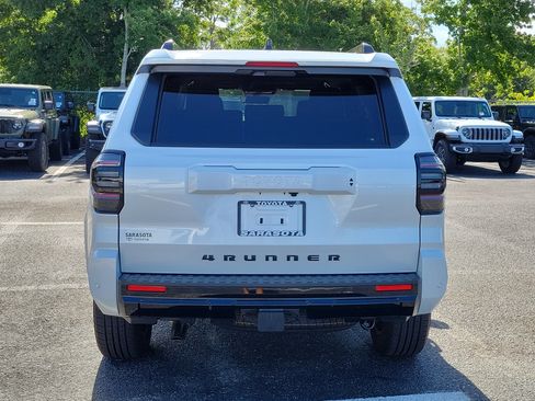 Used 2026 Toyota 4Runner TRD Sport Premium AWD/4WD image 5