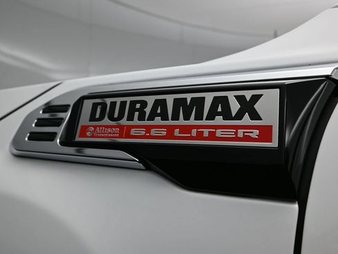 Used 2025 GMC Sierra 2500 Denali AWD/4WD image 18