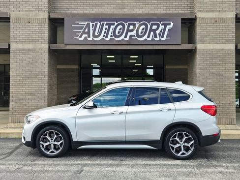 Used 2019 BMW X1 xDrive28i w/ Convenience Package AWD/4WD image 5