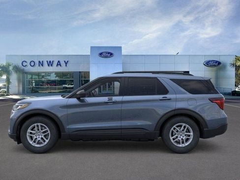 New 2026 Ford Explorer Active w/ Active Comfort Package image 3