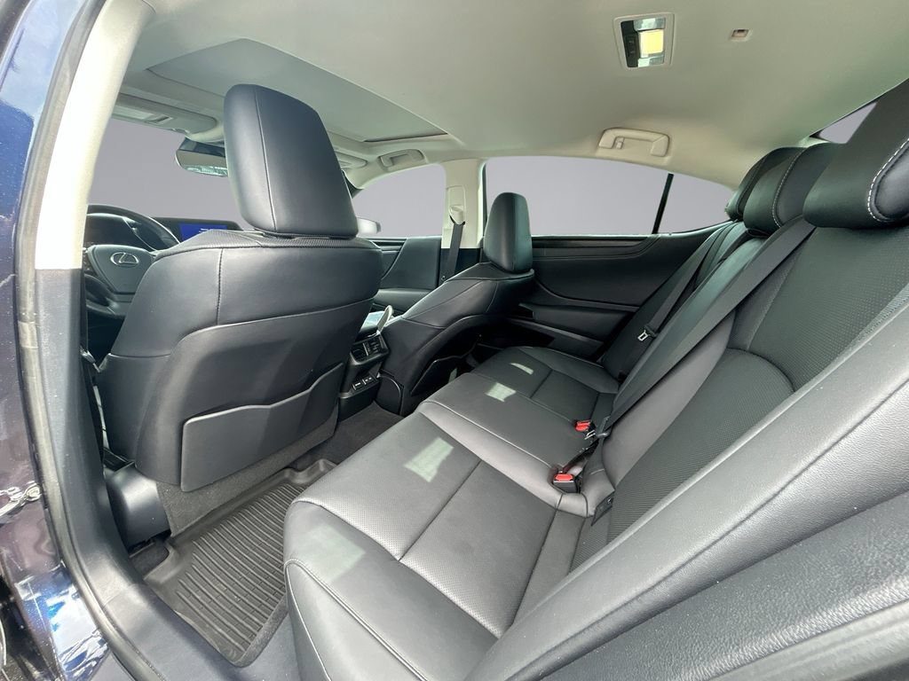 Used 2024 Lexus ES 350 w/ Premium Package FWD image 28