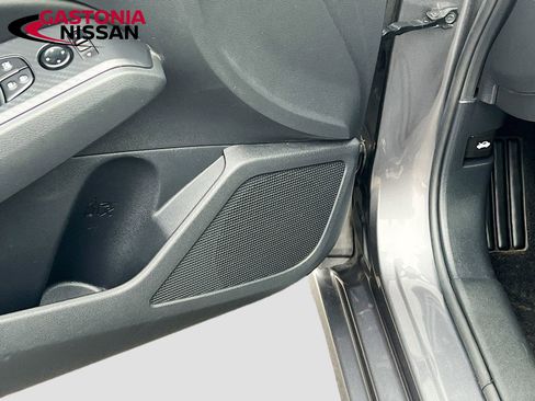 Used 2024 Nissan Altima 2.5 S image 23