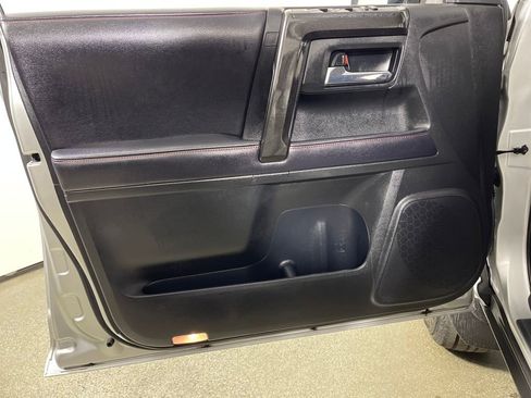 Certified 2018 Toyota 4Runner 4WD image 17