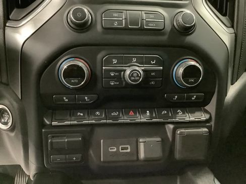 Used 2020 Chevrolet Silverado 1500 LT Trail Boss AWD/4WD image 21