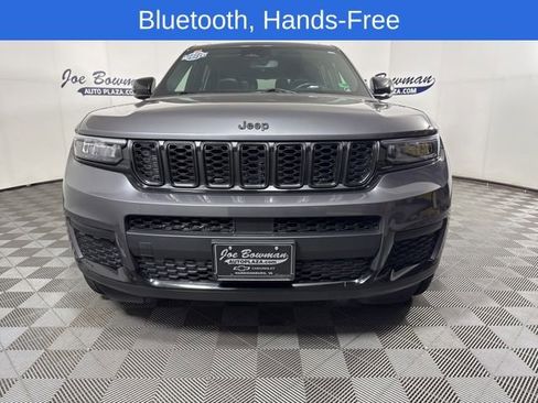 Used 2021 Jeep Grand Cherokee L Laredo image 5