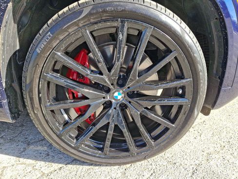 Used 2025 BMW X5 M60i w/ Executive Package image 8