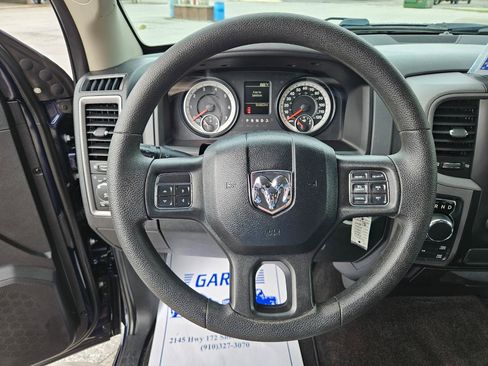 Used 2016 RAM 1500 Express AWD/4WD image 22