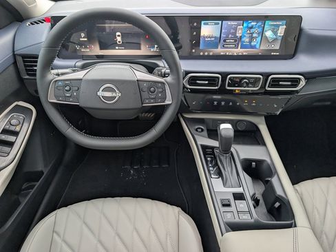 New 2026 Nissan Sentra SL w/ Floor Mat Package FWD image 9