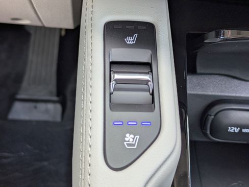 New 2025 Kia Telluride EX image 32