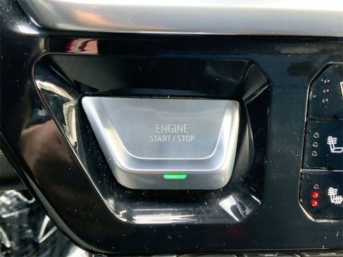 Used 2023 GMC Sierra 1500 Denali Ultimate image 16