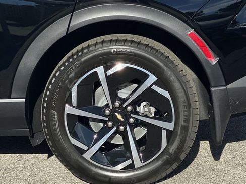 New 2026 Chevrolet Equinox EV LT FWD image 44