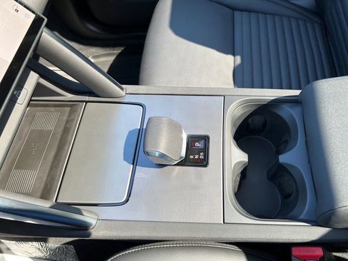 New 2025 Land Rover Discovery Sport S image 24