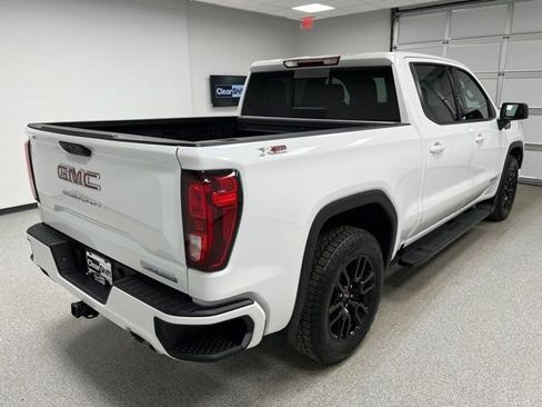 Used 2025 GMC Sierra 1500 Elevation w/ Preferred Package image 10