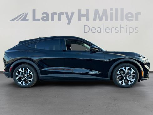 New 2024 Ford Mustang Mach-E Select image 6