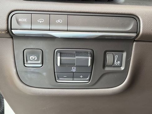 Used 2021 Cadillac Escalade Sport w/ Driver Assist Tech Package RWD image 19