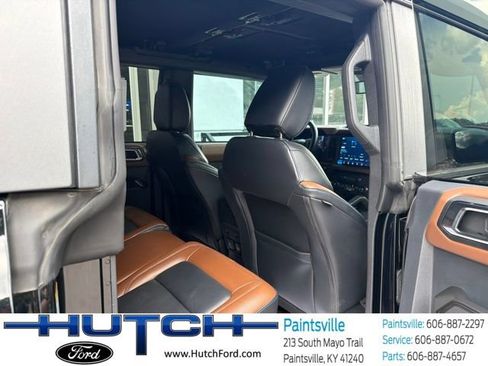 Used 2024 Ford Bronco Outer Banks AWD/4WD image 17