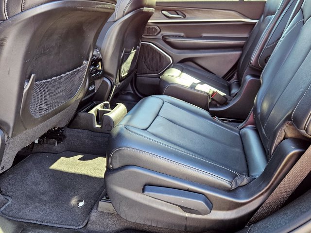 Used 2021 Jeep Grand Cherokee L Limited RWD image 13