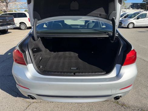 Used 2019 BMW 530e w/ Premium Package RWD image 25