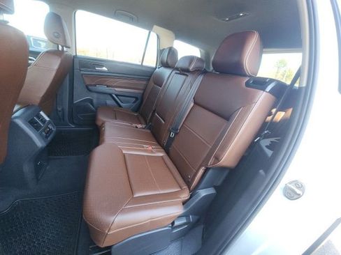 Used 2023 Volkswagen Atlas SE image 13