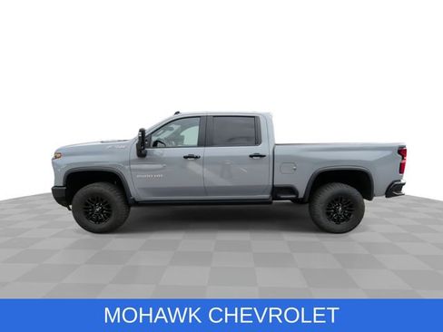 Certified 2024 Chevrolet Silverado 2500 ZR2 w/ Technology Package AWD/4WD image 6
