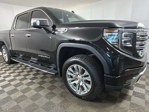 Used 2023 GMC Sierra 1500 Denali AWD/4WD image 2
