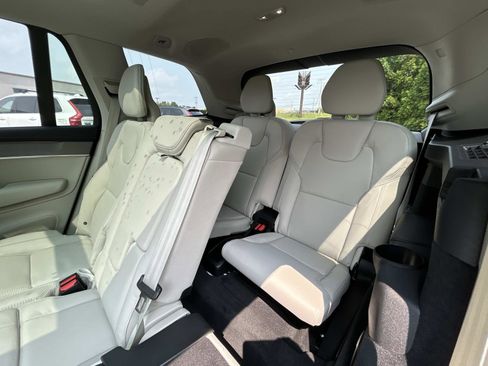 New 2026 Volvo XC90 B6 Ultra image 19