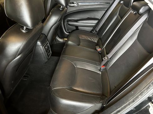 Used 2021 Chrysler 300 Touring L image 19