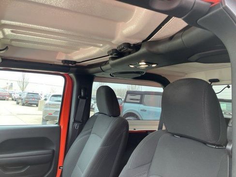 Certified 2023 Jeep Wrangler Sport S image 13