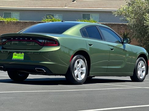 Used 2022 Dodge Charger SXT RWD image 11