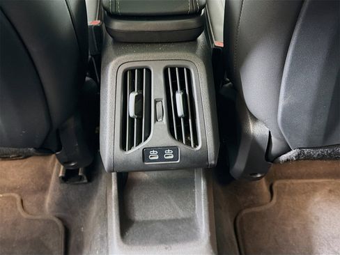 Used 2025 BMW X2 xDrive28i image 27