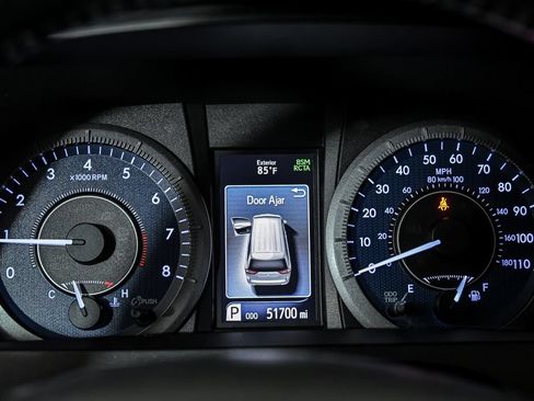 Used 2020 Toyota Sienna XLE FWD image 18