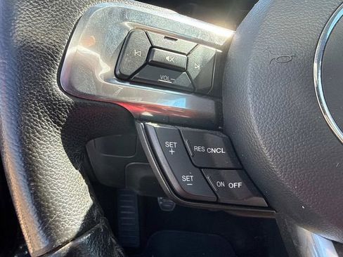 Used 2015 Ford Mustang GT image 28