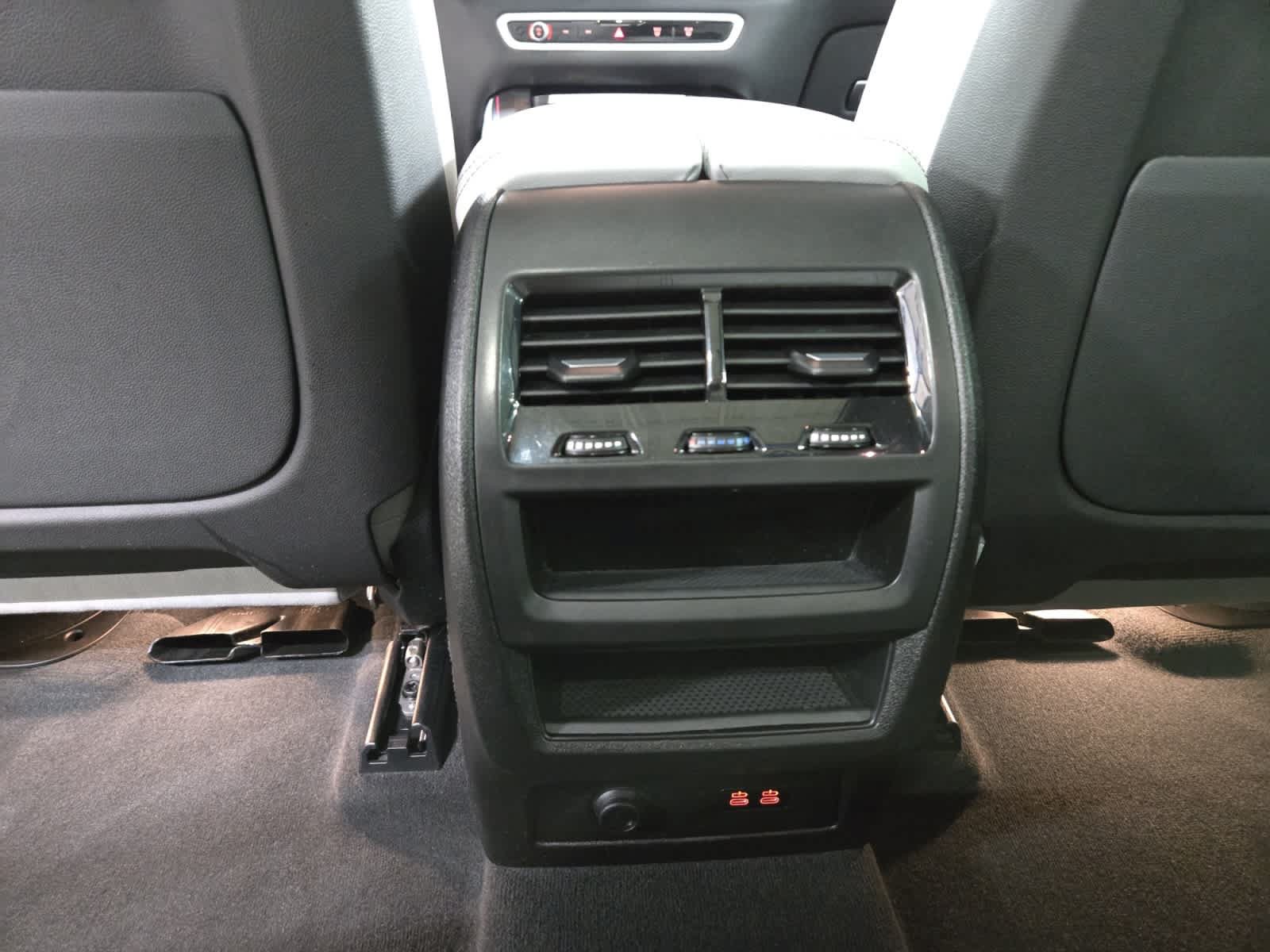 Used 2026 BMW X5 xDrive40i AWD/4WD image 35