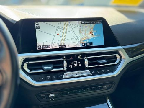 Used 2021 BMW 330i xDrive Sedan w/ Premium Package image 16