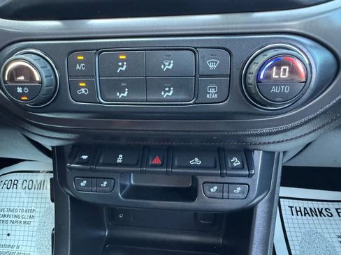 Used 2015 GMC Canyon SLE w/ All-Terrain Package image 29