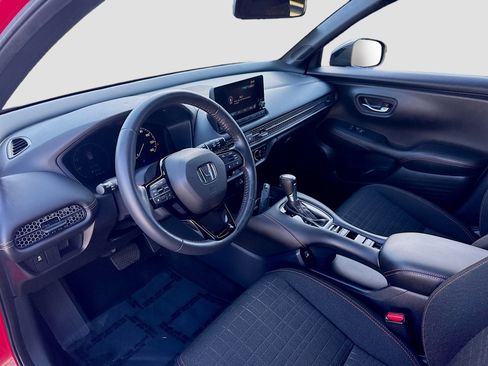 Certified 2023 Honda HR-V Sport image 9