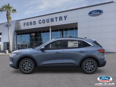 New 2025 Ford Escape SE w/ Class II Trailer Tow Package