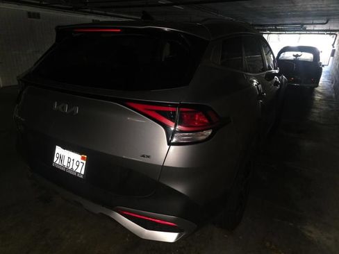 Used 2024 Kia Sportage EX AWD/4WD image 3