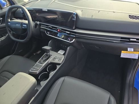 New 2026 Kia Sportage SX image 12