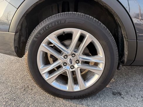 Used 2017 Ford Explorer XLT w/ Equipment Group 202A image 36