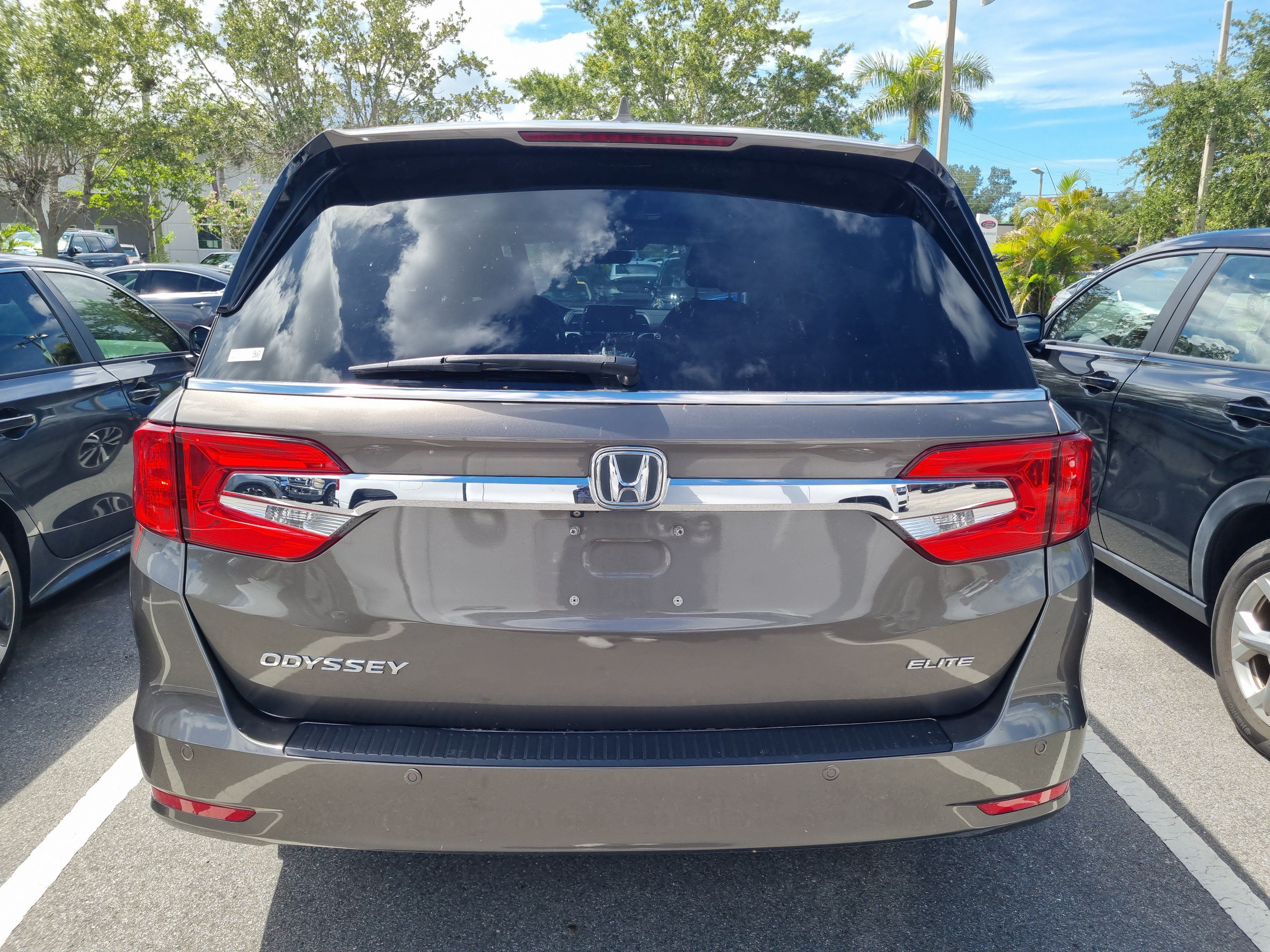 Used 2019 Honda Odyssey Elite image 9