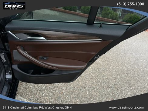 Used 2019 BMW 530i xDrive AWD/4WD image 39
