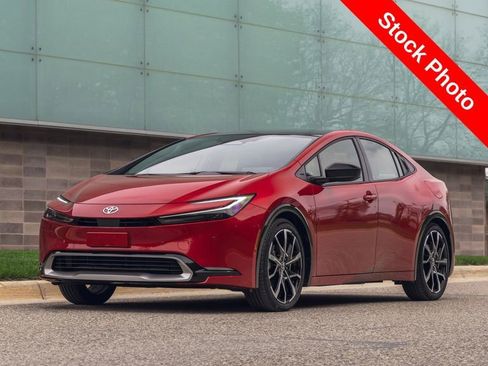 Used 2024 Toyota Prius Prime image 1