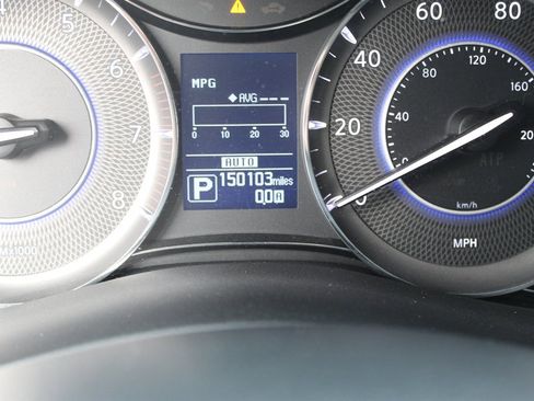 Used 2014 INFINITI QX80 4WD w/ Deluxe Touring Package image 9