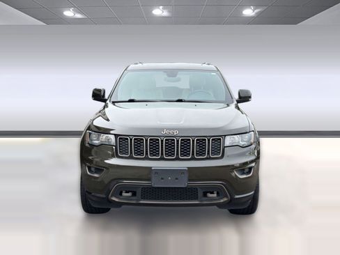 Used 2017 Jeep Grand Cherokee Limited 75th Anniversary AWD/4WD image 6